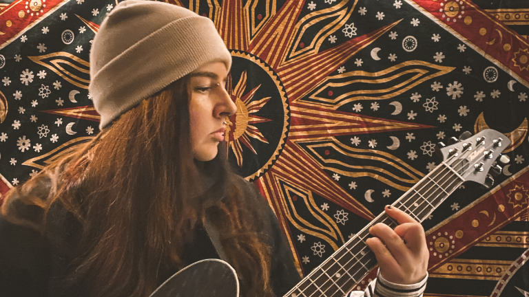Hollie Rhiannon: The Rising Star Who Found Healing and Hope in Music