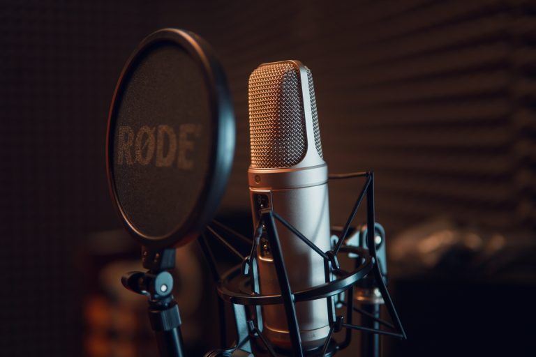 Tips for Securing Publishing as a Singer on an Independent Record Label