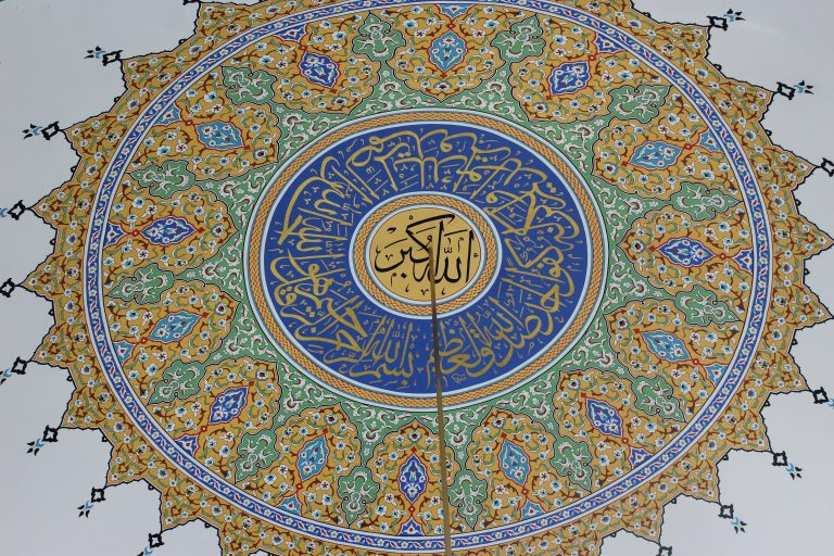 Exploring the Benefits of Money Managers for Artists